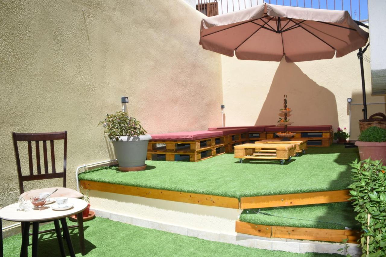 Naxos City Little Yard Studios & Apartments #4 מראה חיצוני תמונה